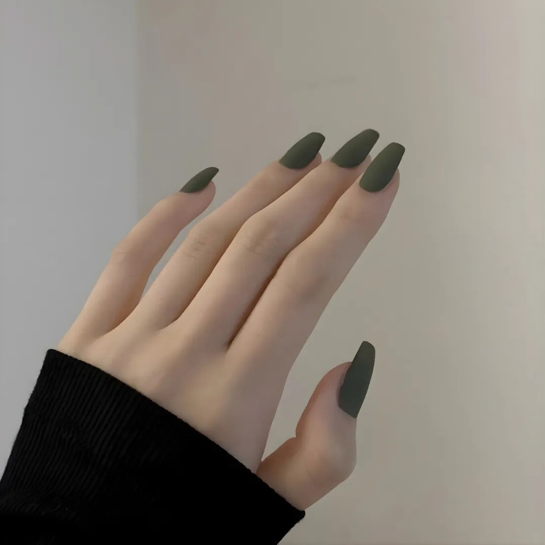Dark ivy