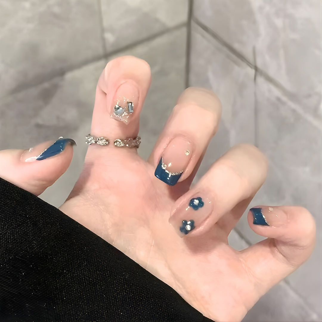 Navy Bloom