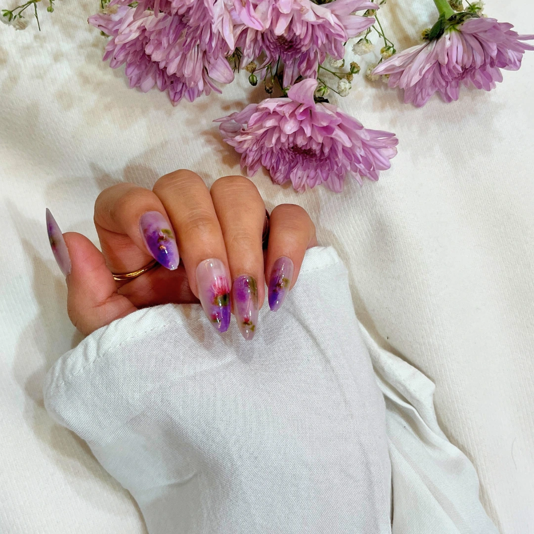 Why Stick-On Nails Deserve a Spot in Your Beauty Routine